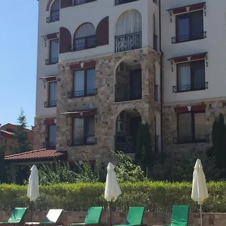 Esteban 아파트 네세부르